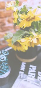 カフェに飾られたひまわり1