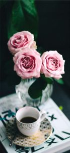 ピンクのバラとコーヒー1