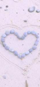 石を並べたハート2