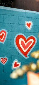 壁に書いたビビットハート1