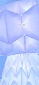 紫の光のオブジェ1