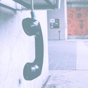 街の中の黒電話2