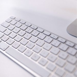 白いキーボード