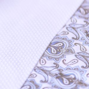 白とペイズリーのバッドカバー2