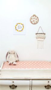 白いベビールーム