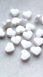 白いハートのラムネ