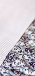 白いベットカバー