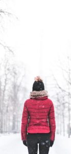 雪の中の女の子1