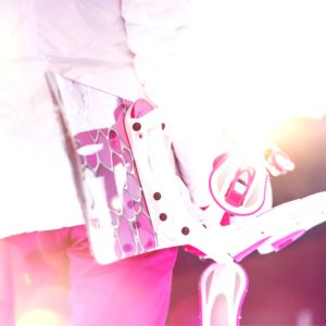 スノーボードと女の子