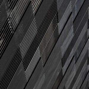 黒いビル