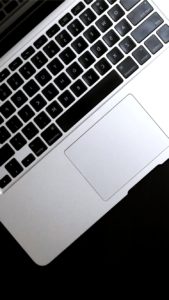 黒いキーボード