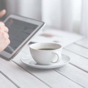 タブレットとコーヒー4