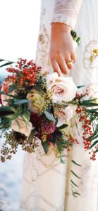 くすみカラーのブーケ1