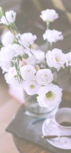 白い花とコーヒー2