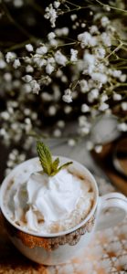 かすみ草とカプチーノ1