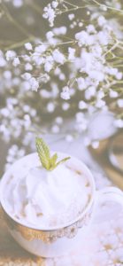 かすみ草とカプチーノ2