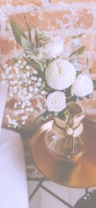 白いバラとかすみ草2