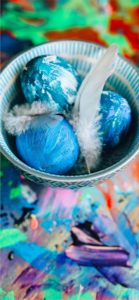 ブルーのアートエッグ1