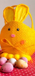 黄色のウサギのバスケット1