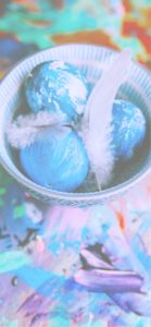 青のアートの卵2