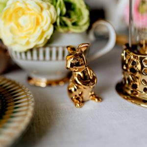 金色のイースターラビット1