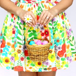 イースターエッグと女の子1