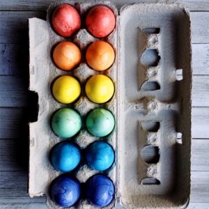 パックに入れたイースターエッグ1