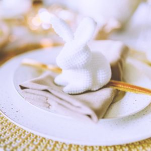 テーブルのイースターラビット2