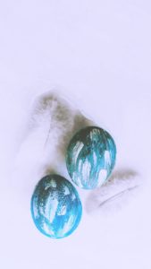 ブルーのアートな卵1