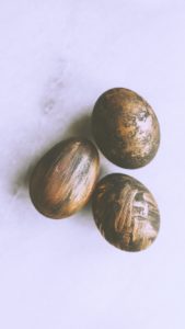 金色アートな卵1