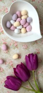 チューリップとイースターのお菓子1