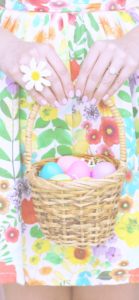 女の子とイースターエッグ2