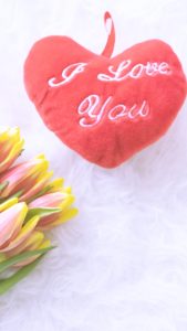 チューリップと赤いハート2