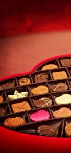 ハート型の箱のチョコ1