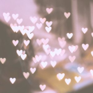 ピンクのぼやけたハート2