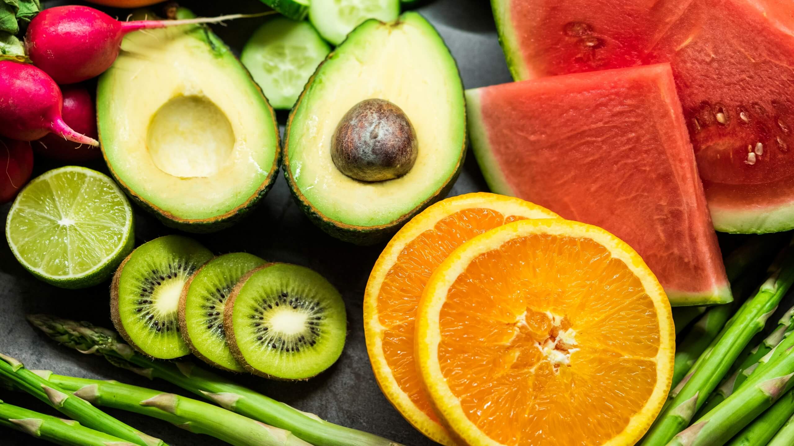 アボガドとスイカとオレンジ