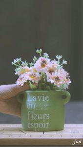 ポットに挿した花