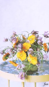 柔らかく飾った花