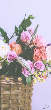 カゴに飾った花