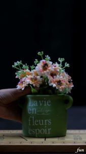 ポットに挿した花