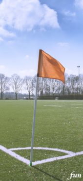 秋のサッカー場