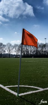 秋のサッカー場