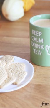 クッキーと温かい飲み物