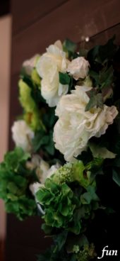 教会に飾られたリース