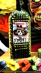 ガイコツレディのボトル