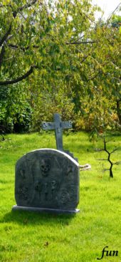 ハロウィンの墓地