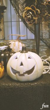 白いカボチャのハロウィン飾り