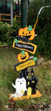 ハロウィンの案内ボード