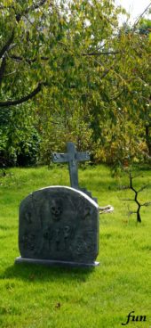 ハロウィンの墓地