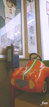 昭和レトロな幼児用の乗物